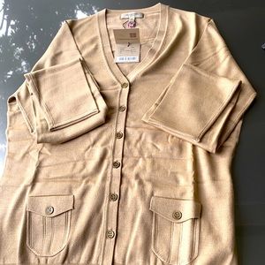 SZ M NWT BURBERRY LONG SLEEVE LIGHTWEIGHT SWEATER